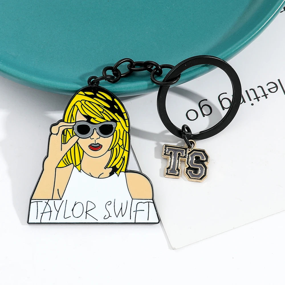 Taylor Swlft Fashion Music Pop Singer Metal Enamel Cartoon Fashion Pendant Keychain Movie Novel Badges Friends Gift