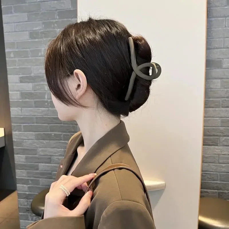 4 Pcs Large Solid Cross Matte Hair Claw Clips for Women Girls Fashion Daily Updo Accessories 13cm