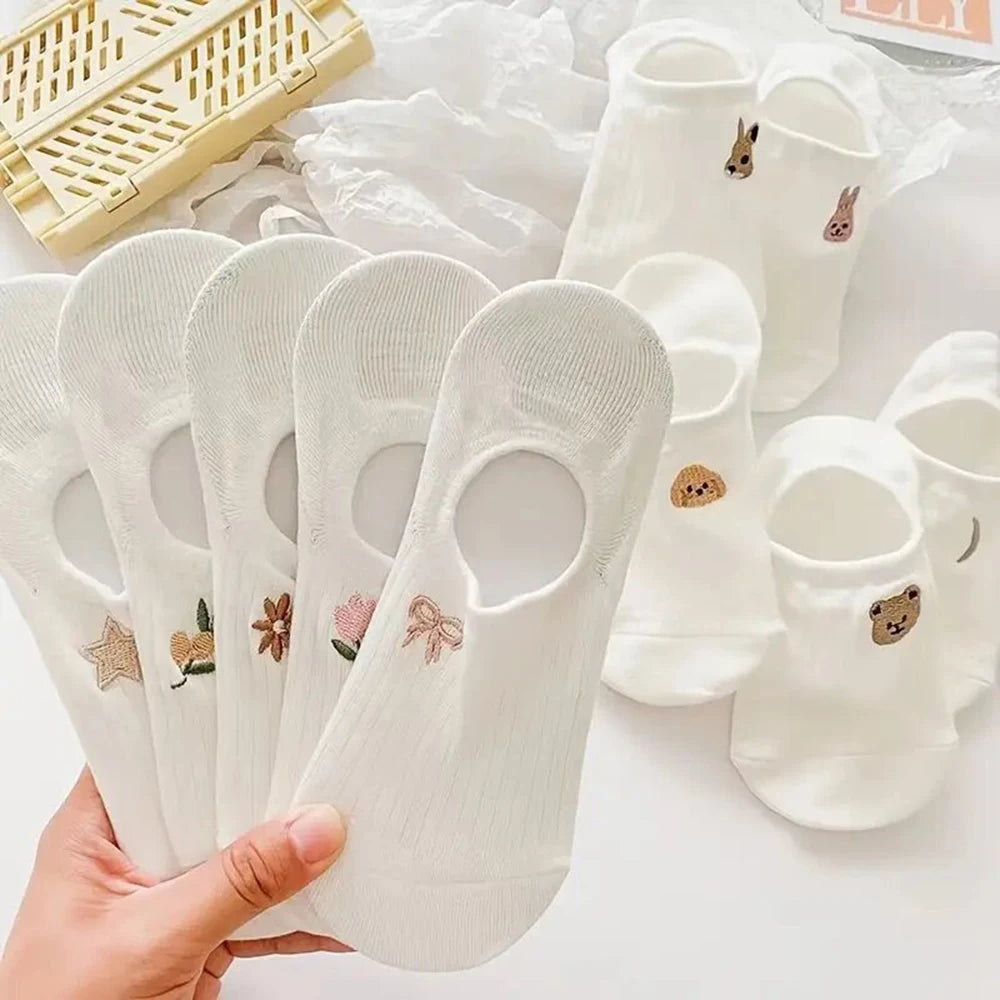 5/10/20 Pairs Women Cartoon Teddy Bear Patterned Ankle Socks Versatile Fashionable Creative Breathable Comfortable Casual Socks