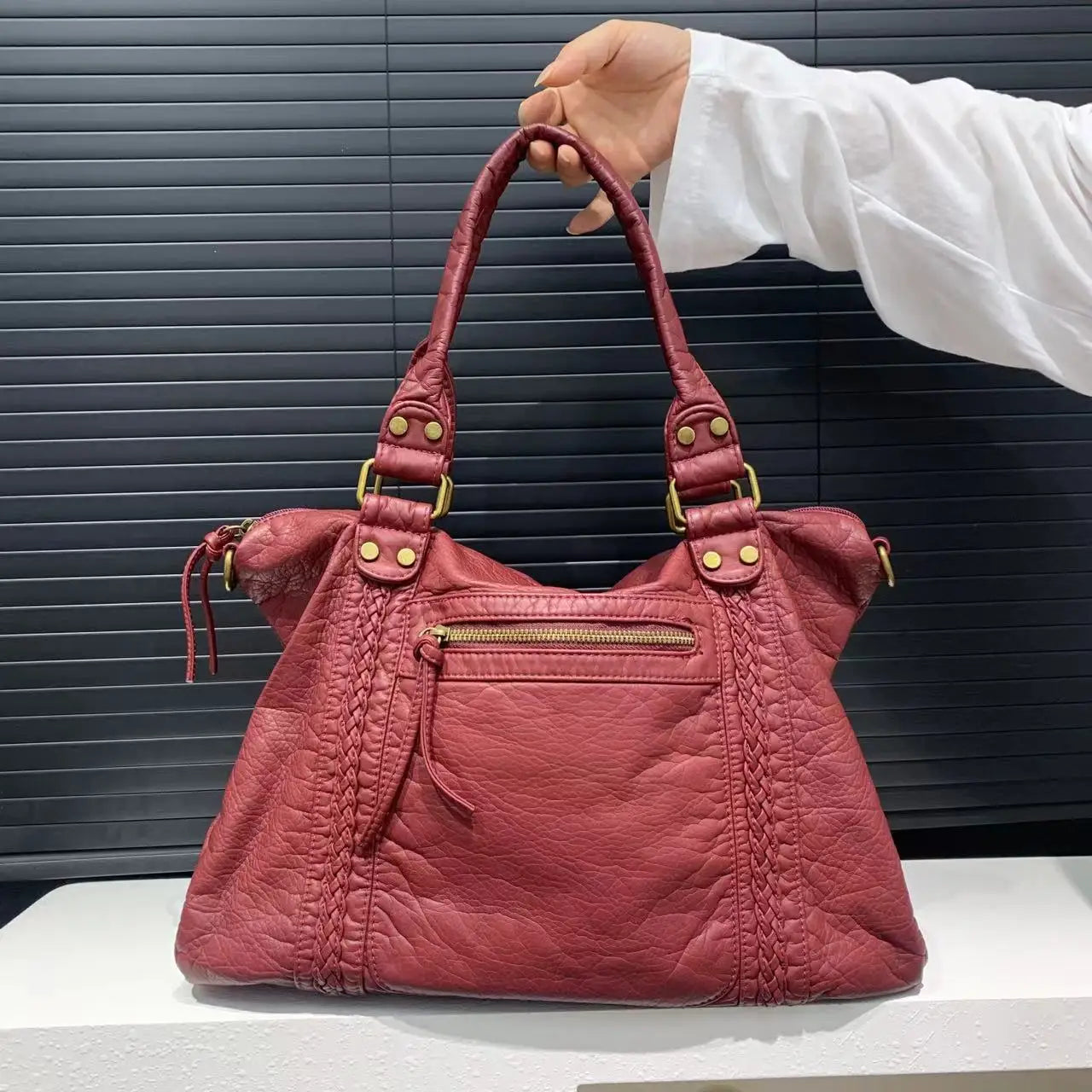 S1f8fde843e854b3088e37f71f3599732m