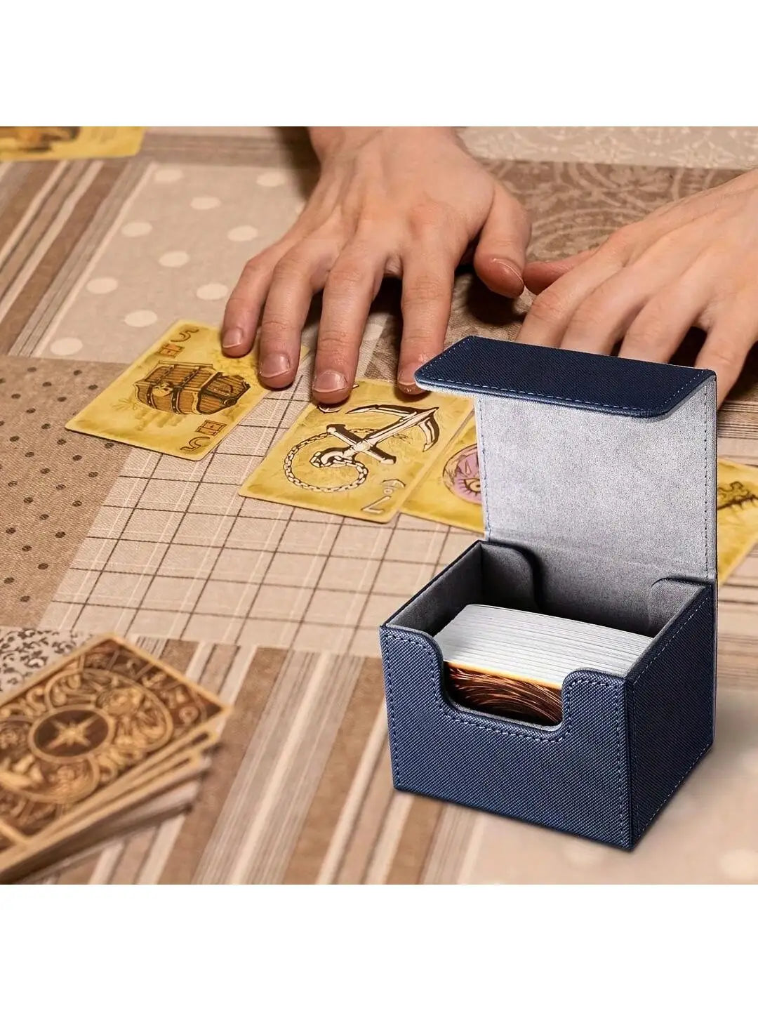 100+ Cards Deck Box Flip Side Inserted Type Leather Card Collection Box, Planet Card Storage Box, Game Peripheral Card Box, Wanz